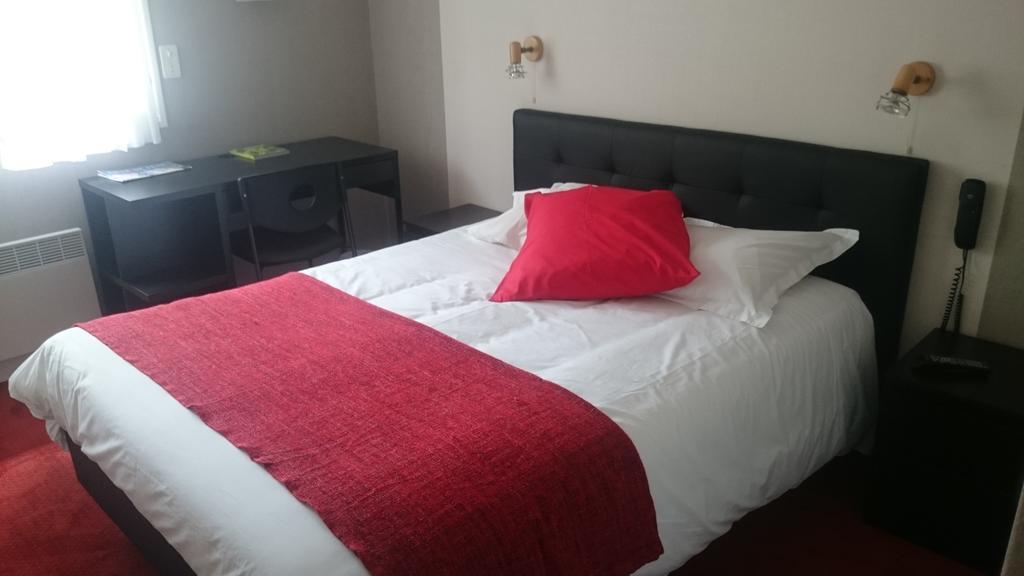 Hotel Le Roudou 포에낭 외부 사진