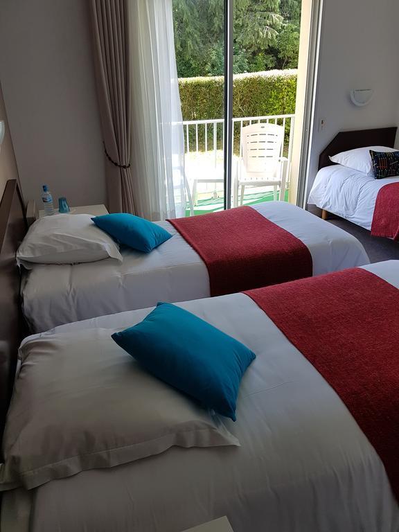 Hotel Le Roudou 포에낭 외부 사진